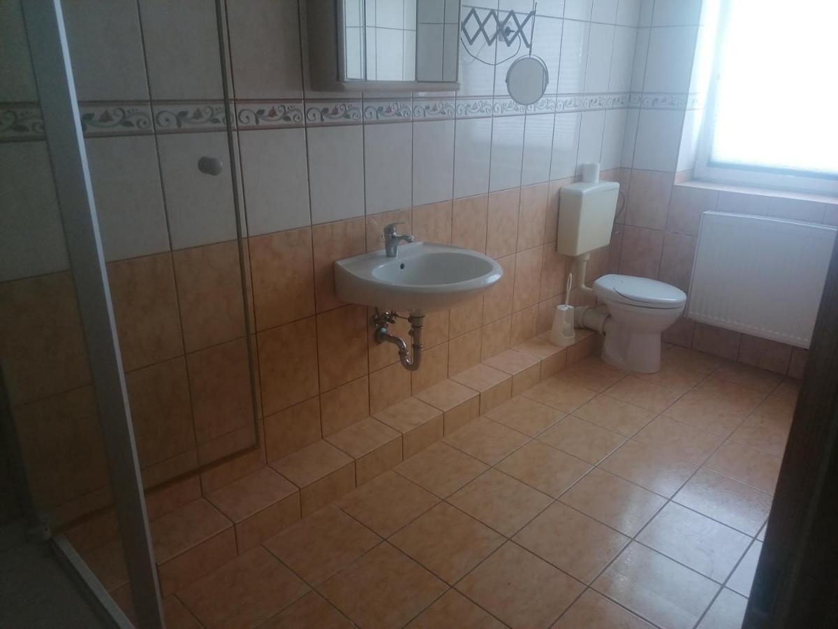 Gaestehaus An Der Warnow Apartment Schwaan Екстериор снимка